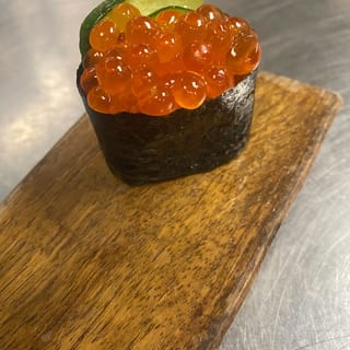 Ikura Nigiri
