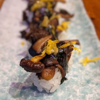 Hifi Mycology Mushroom Nigiri
